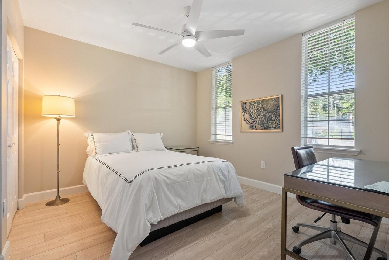 610 Fern St - Photo 4 of 15