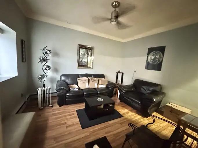 55 John St #4 - Photo 3 of 8