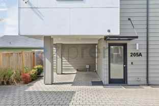 205 16th Ave #A - Photo 1 of 1