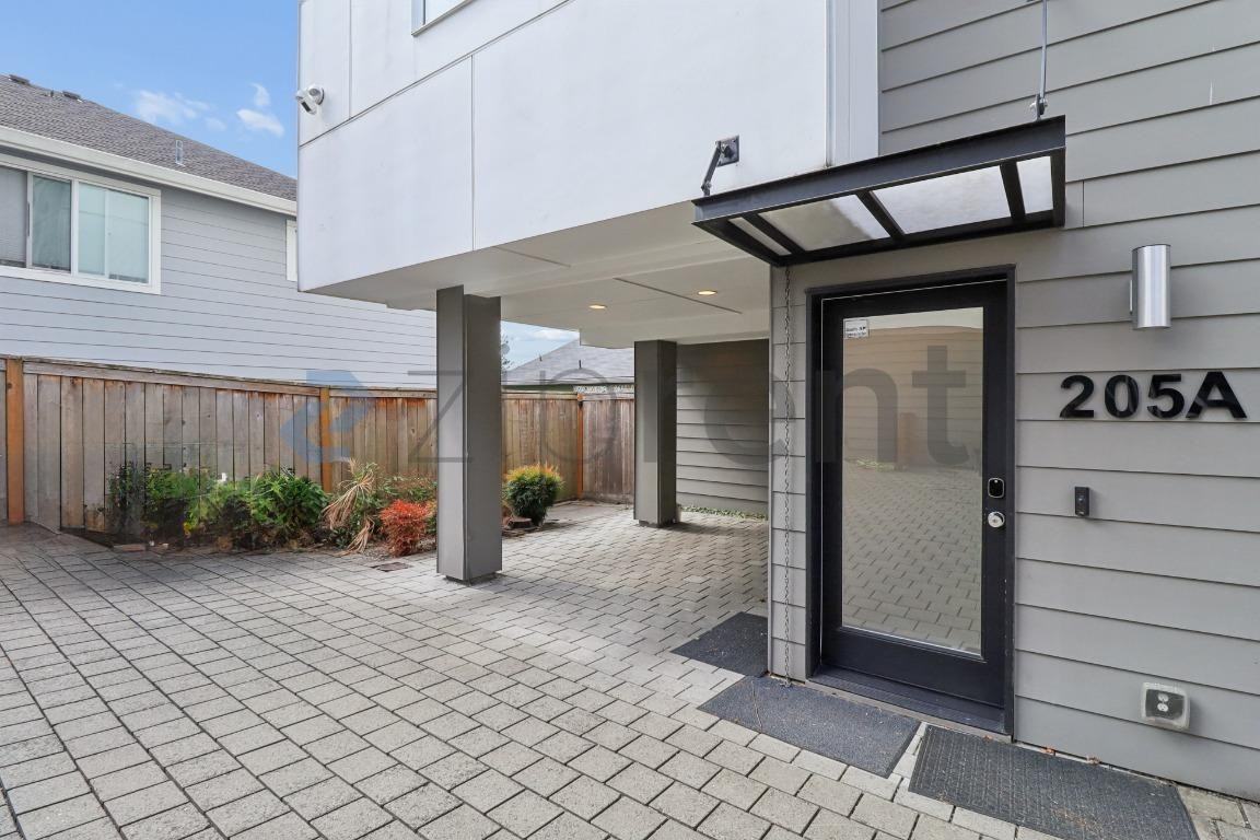 205 16th Ave #A - Photo 2 of 24