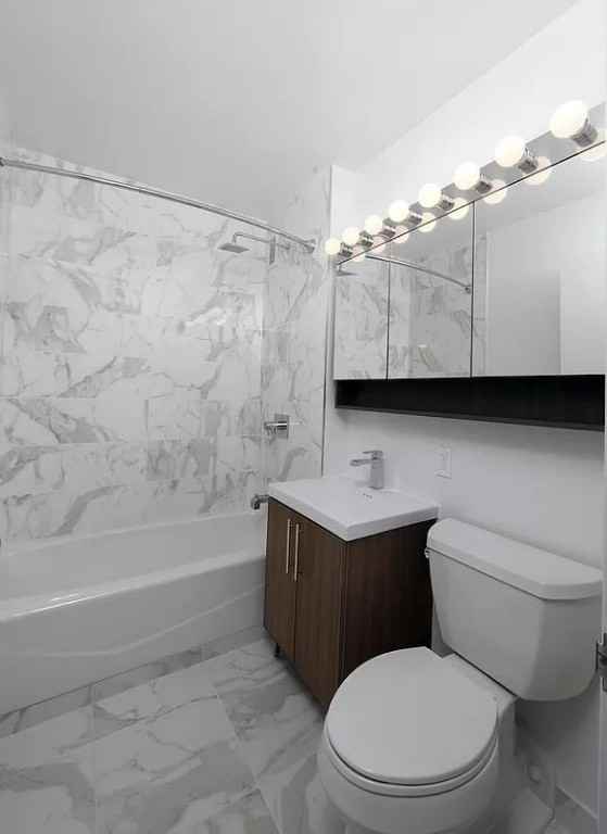 Water St #3402 - Photo 4 of 6
