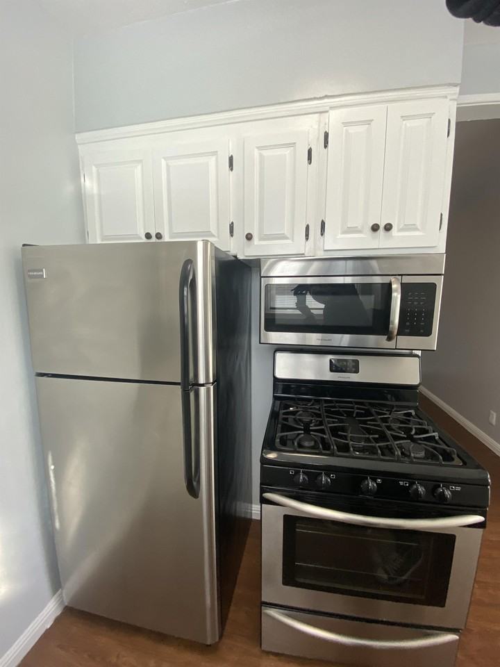 921-929 S. Serrano Avenue - Photo 2 of 21
