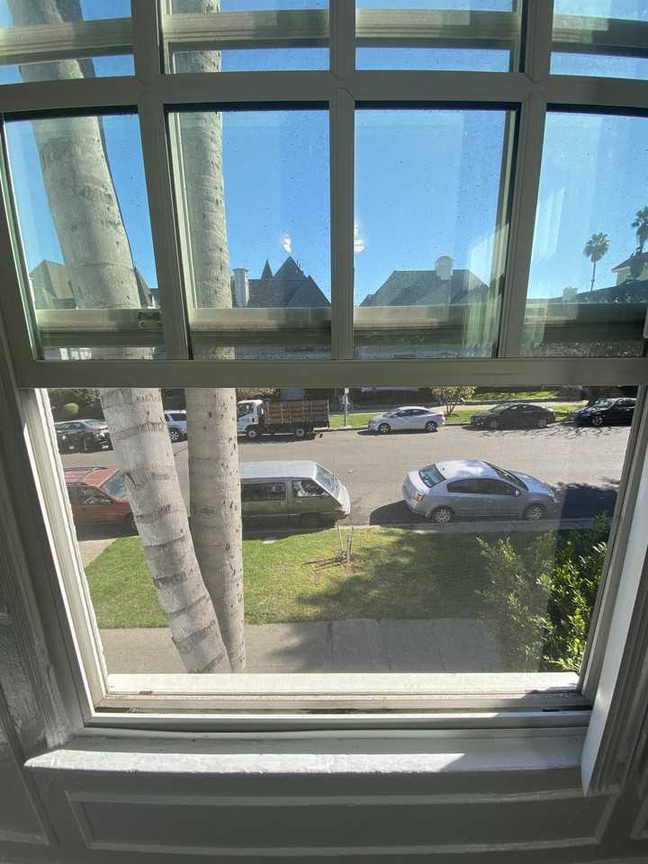 921-929 S. Serrano Avenue - Photo 5 of 21