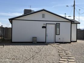 3643 W Garfield St #B - Photo 1 of 1