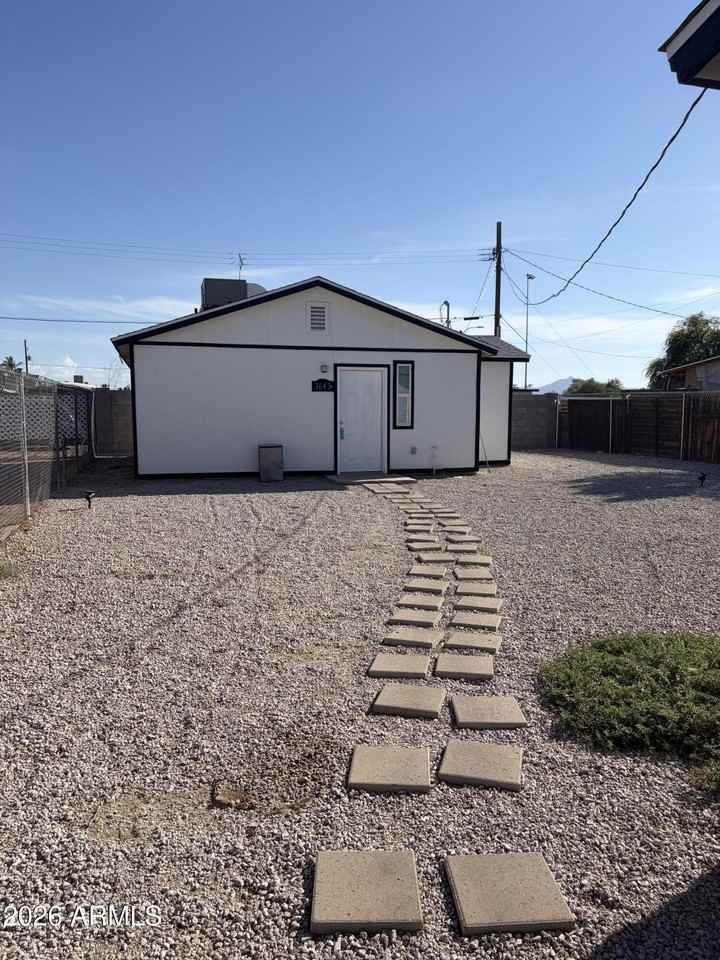 3643 W Garfield St #B - Photo 2 of 11