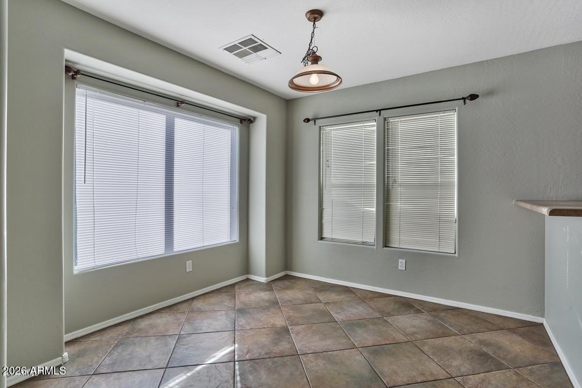 25244 W La Mont Ave - Photo 5 of 15