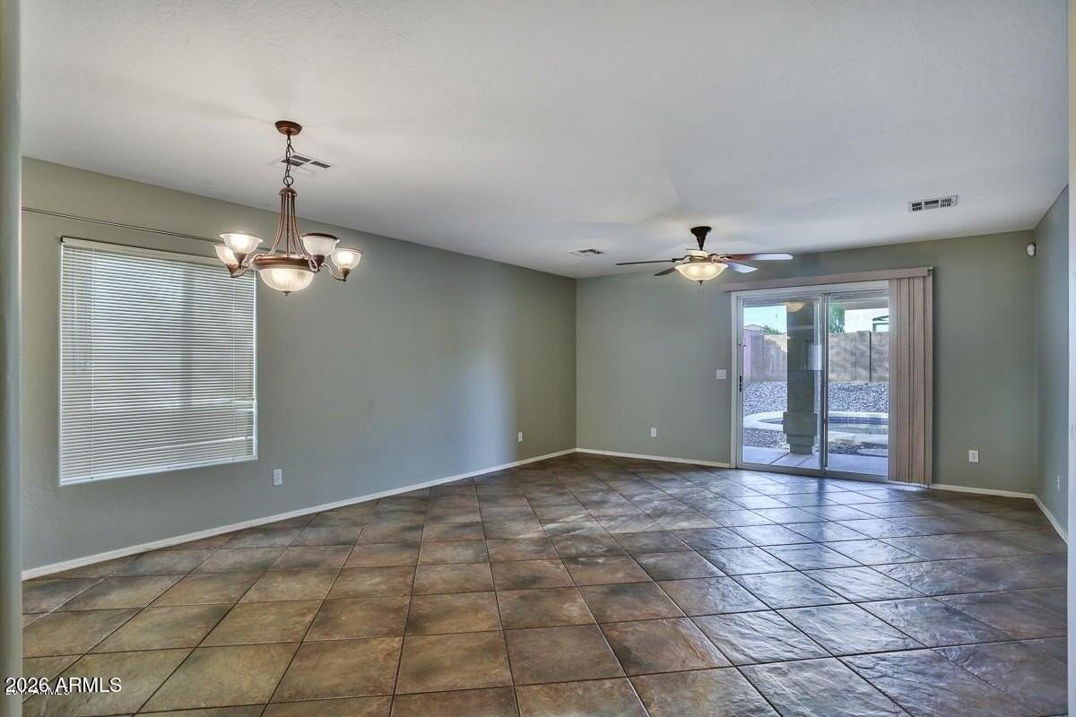 25244 W La Mont Ave - Photo 6 of 15