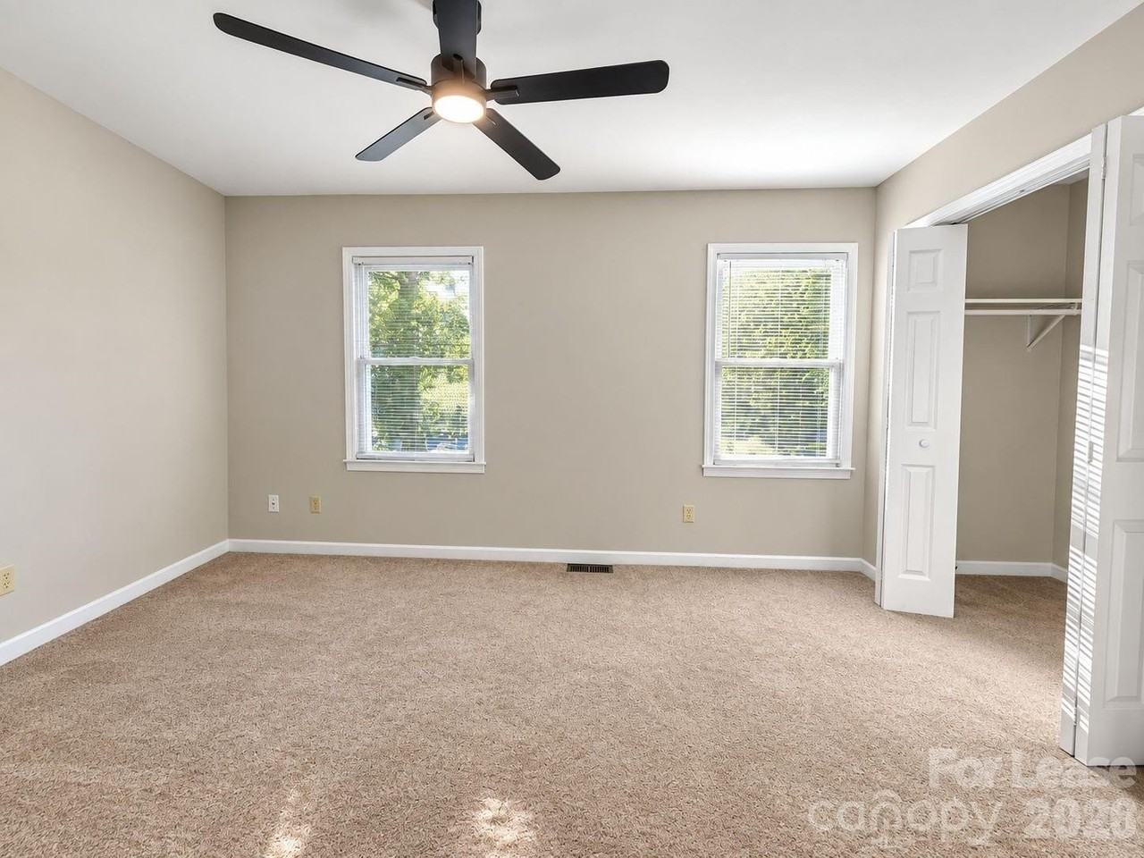 3317 Windsor Dr - Photo 7 of 11
