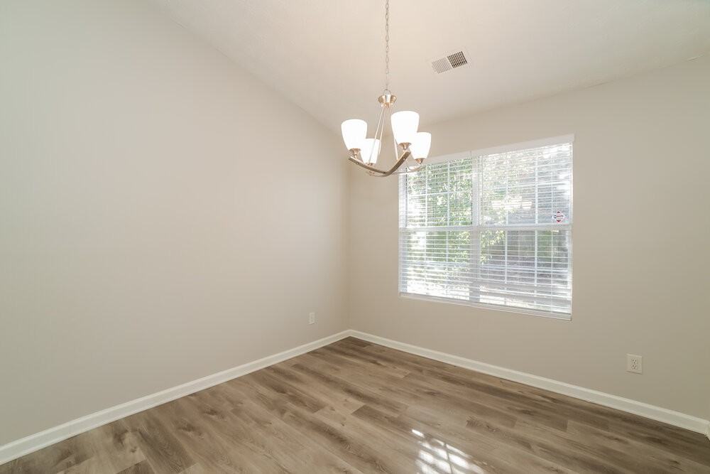 2851 Cedar Trace Dr - Photo 4 of 15