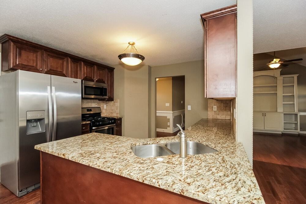 2684 Candler Dr Sw - Photo 6 of 16