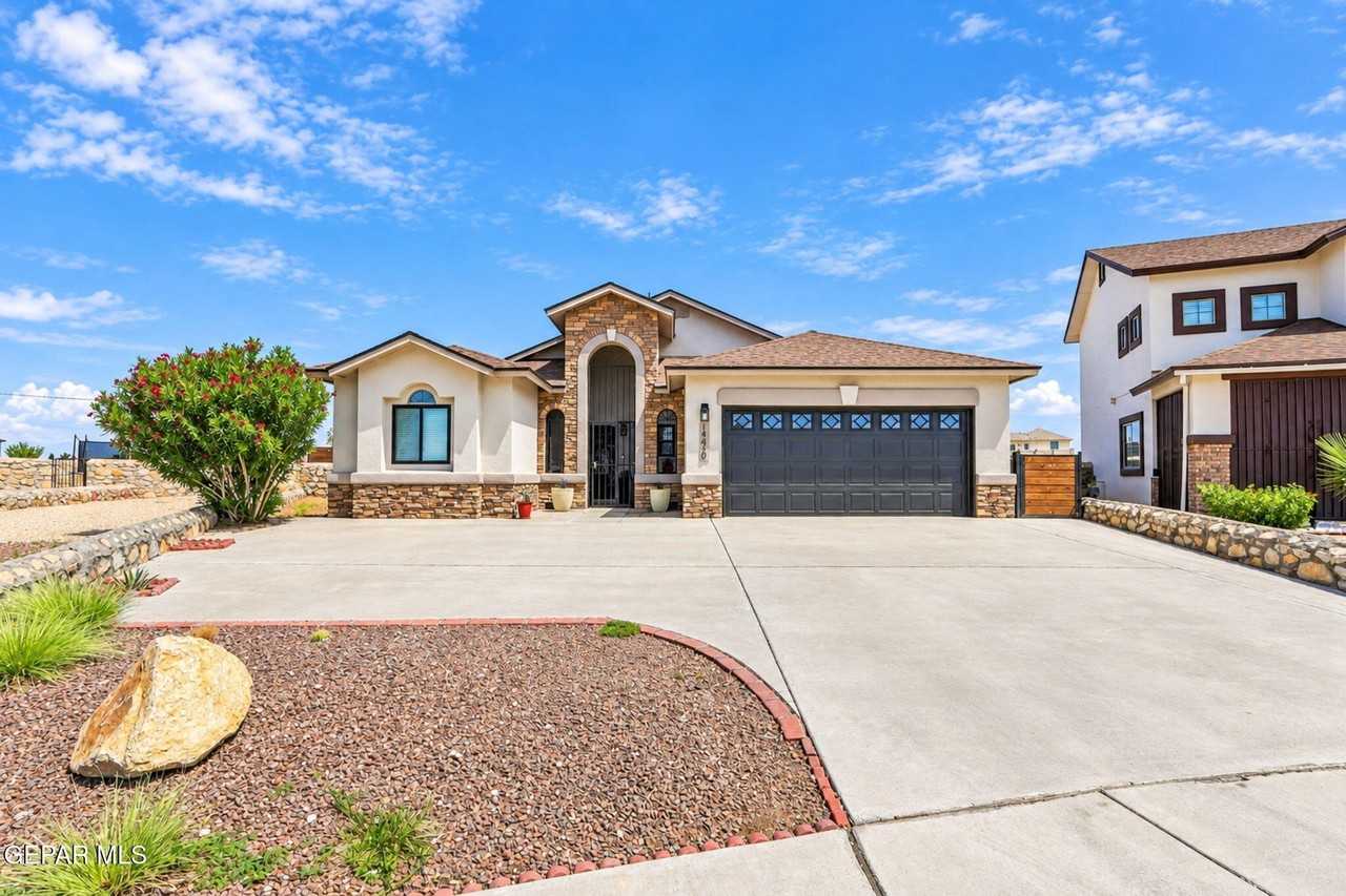 14420 Navajo Point Dr - Photo 2 of 39