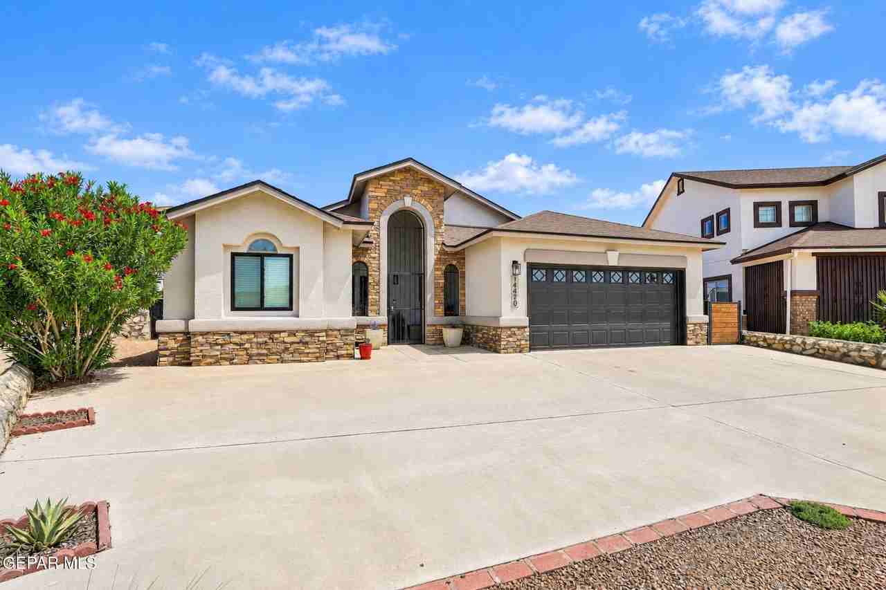 14420 Navajo Point Dr - Photo 3 of 39