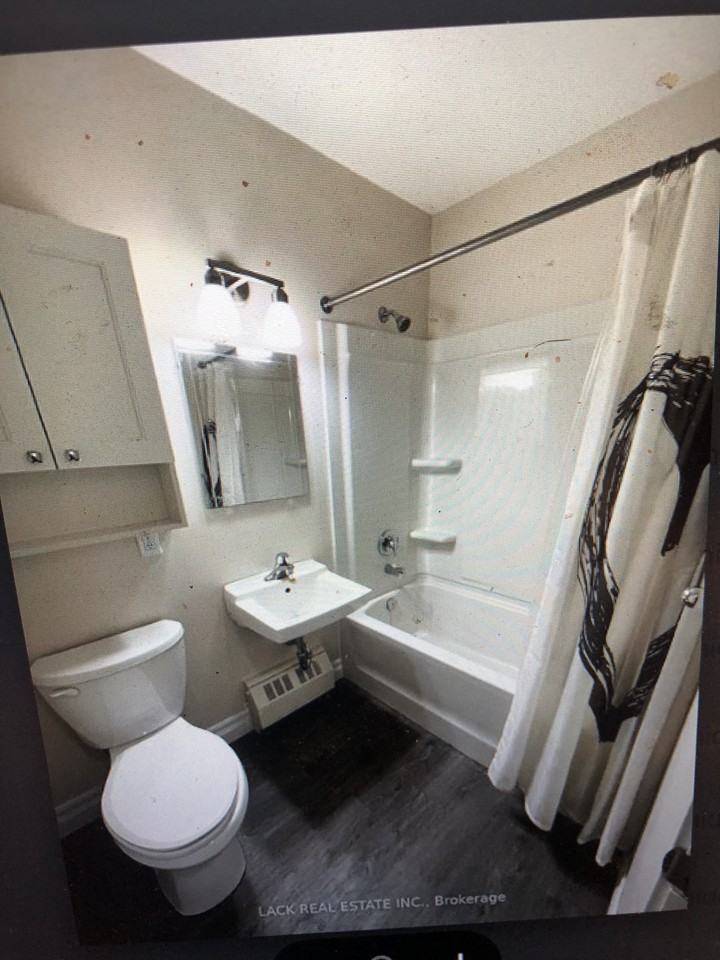 173 Westmount Street #207 - Photo 3 of 8