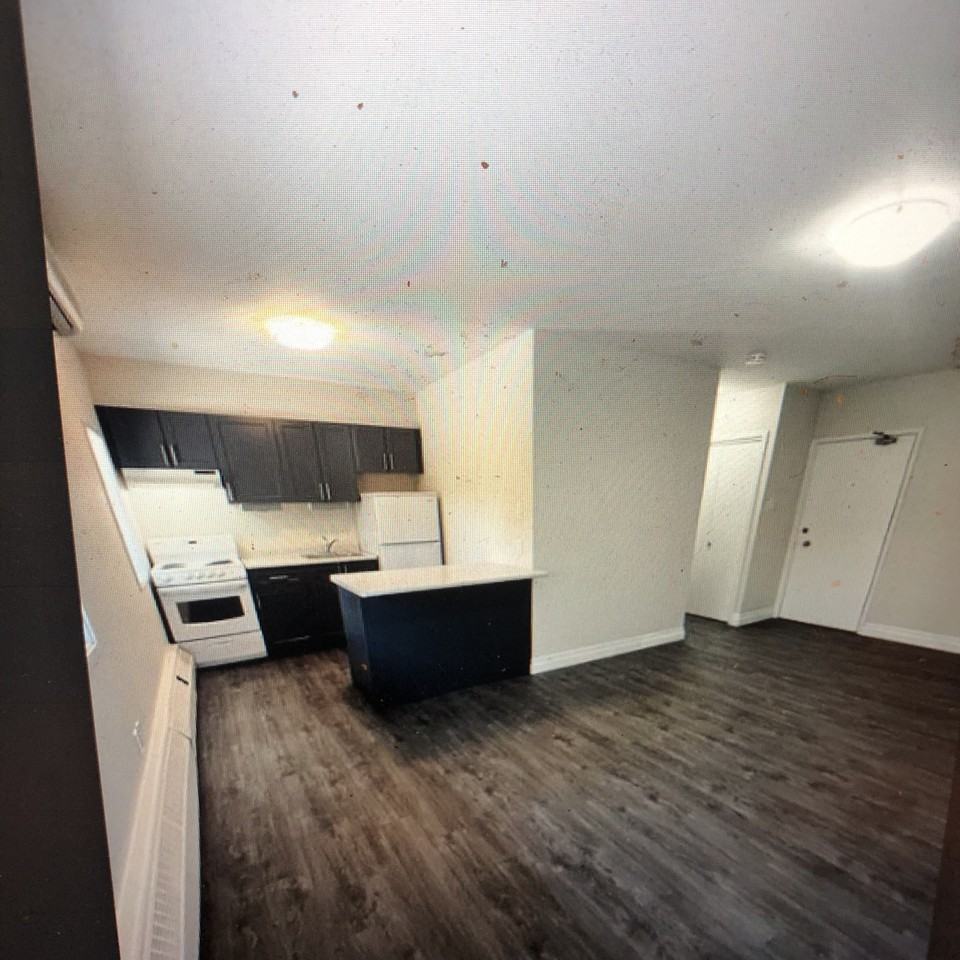 173 Westmount Street #207 - Photo 4 of 8