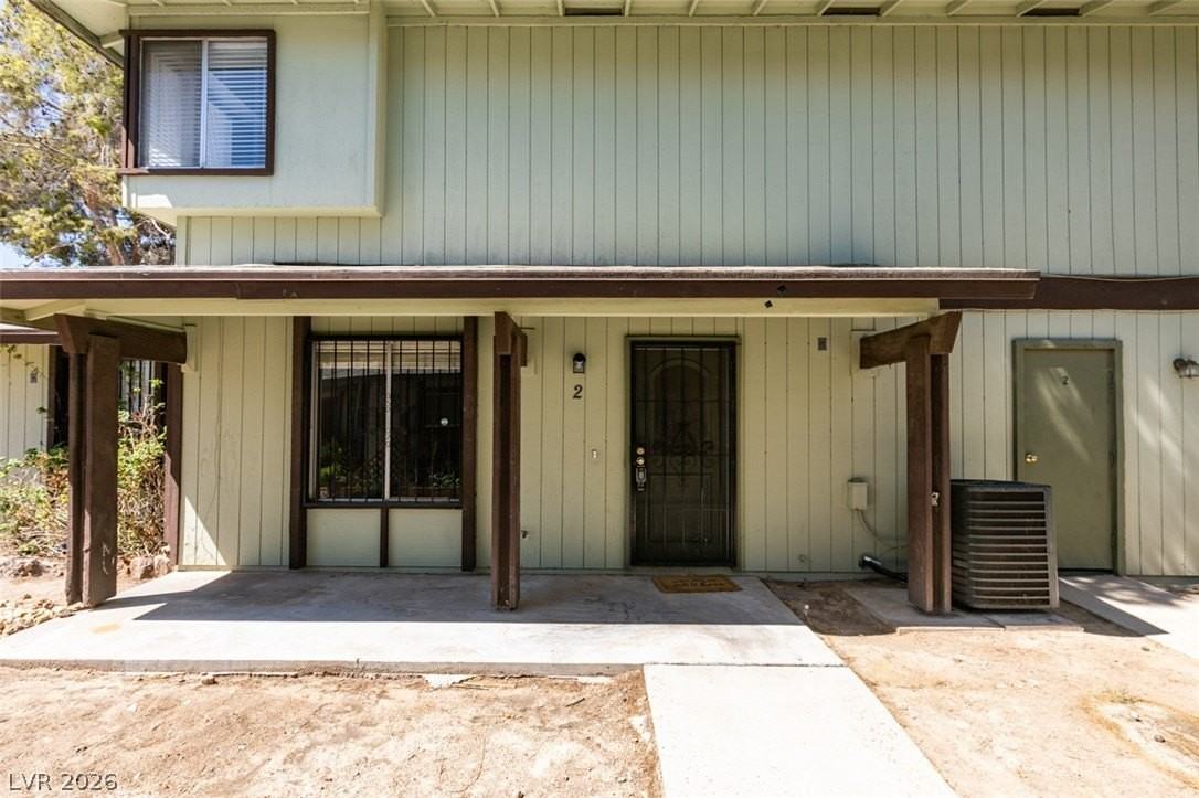1486 Elizabeth Ave #2 - Photo 4 of 29