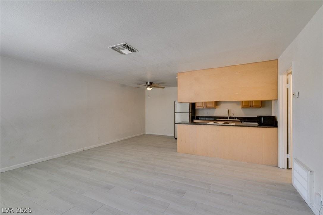 1486 Elizabeth Ave #2 - Photo 5 of 29