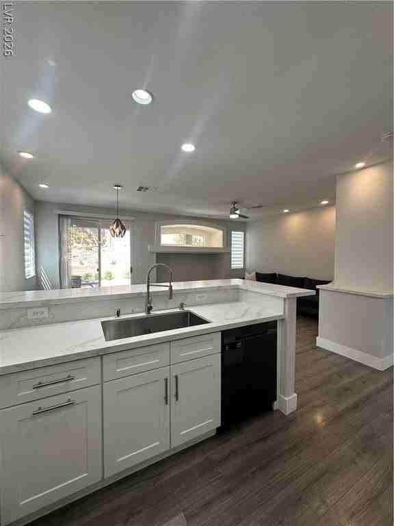11106 Evvie Ln - Photo 6 of 45