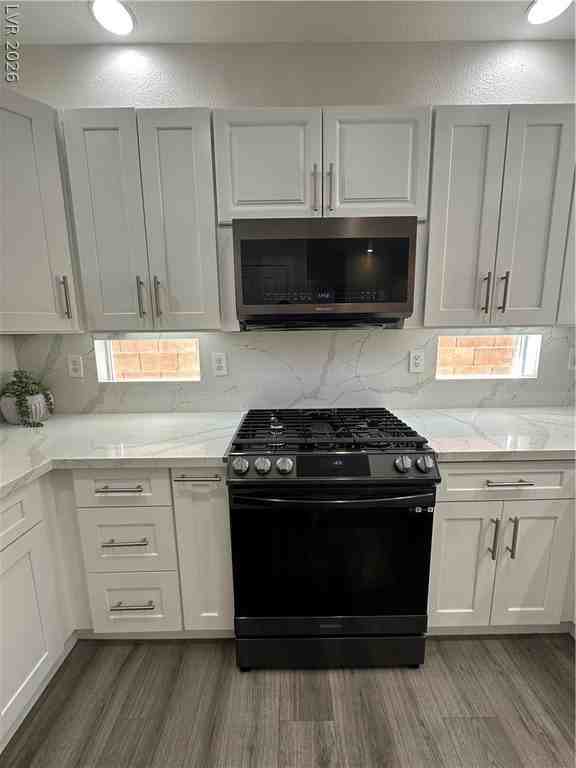 11106 Evvie Ln - Photo 7 of 45
