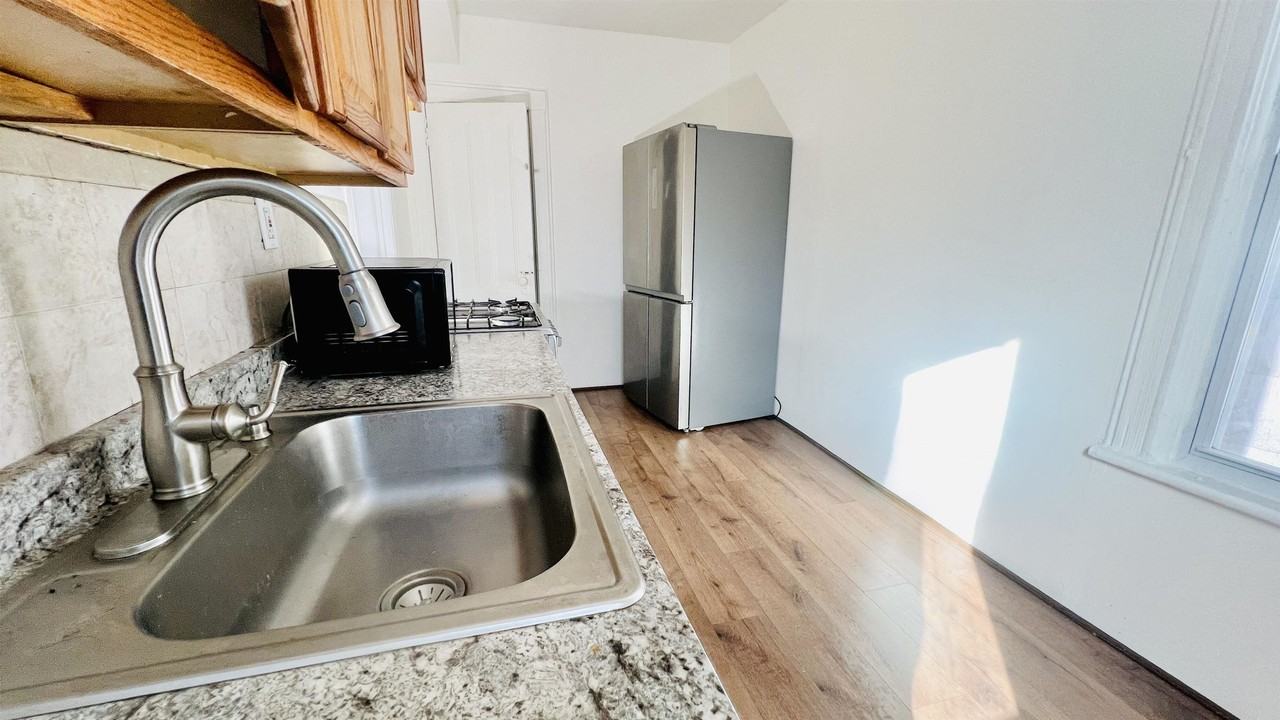 23 Williams Ave #2 - Photo 2 of 19