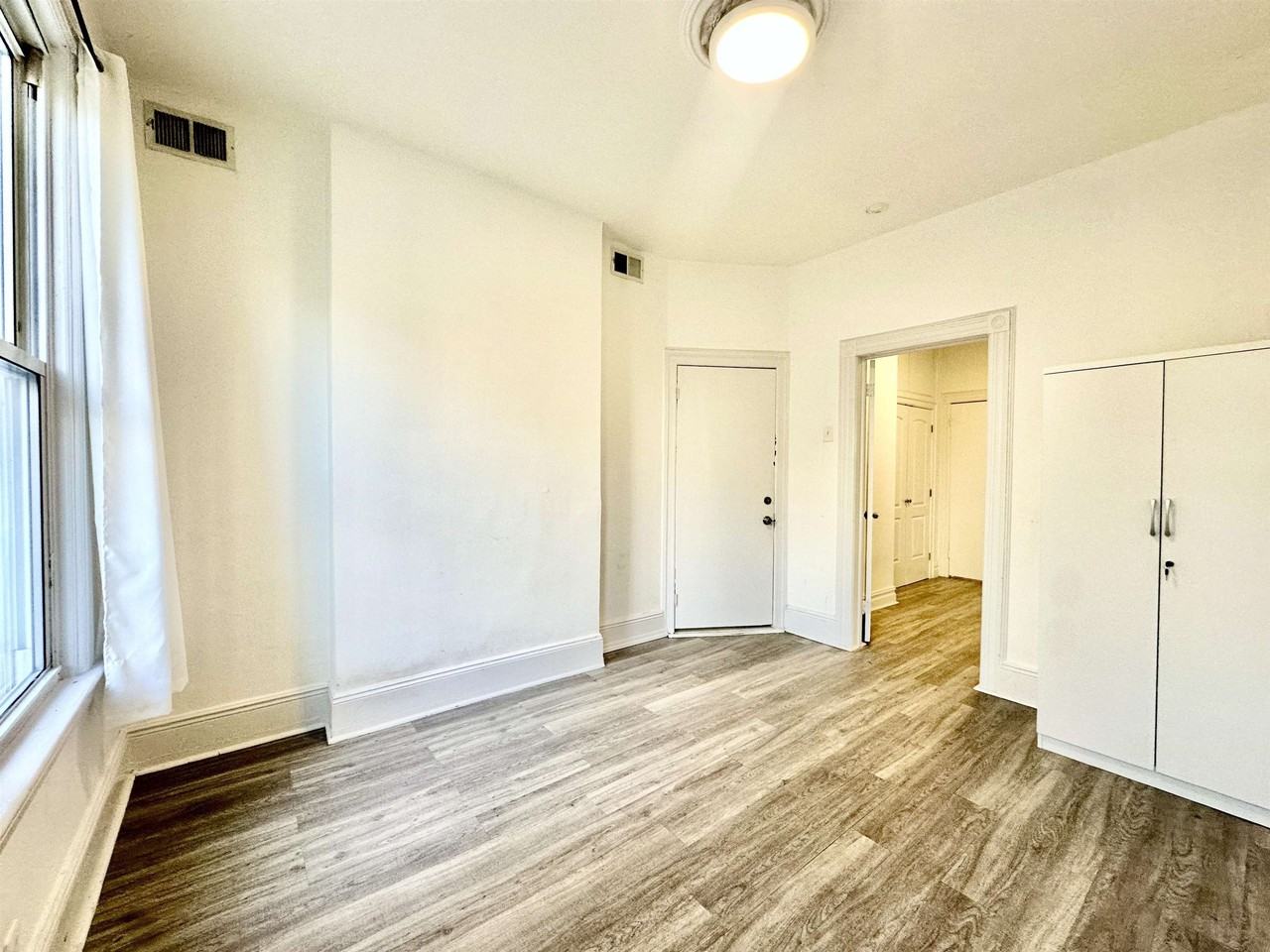 356 Liberty Ave #2 - Photo 3 of 23