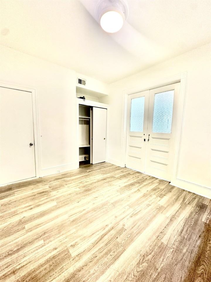 356 Liberty Ave #2 - Photo 6 of 23