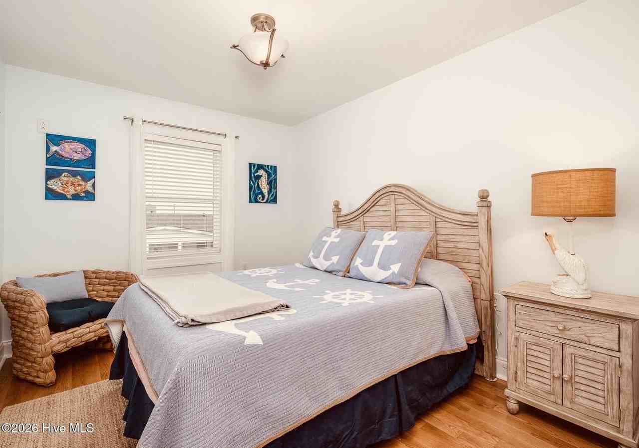 202 Dobbs St #C - Photo 4 of 34