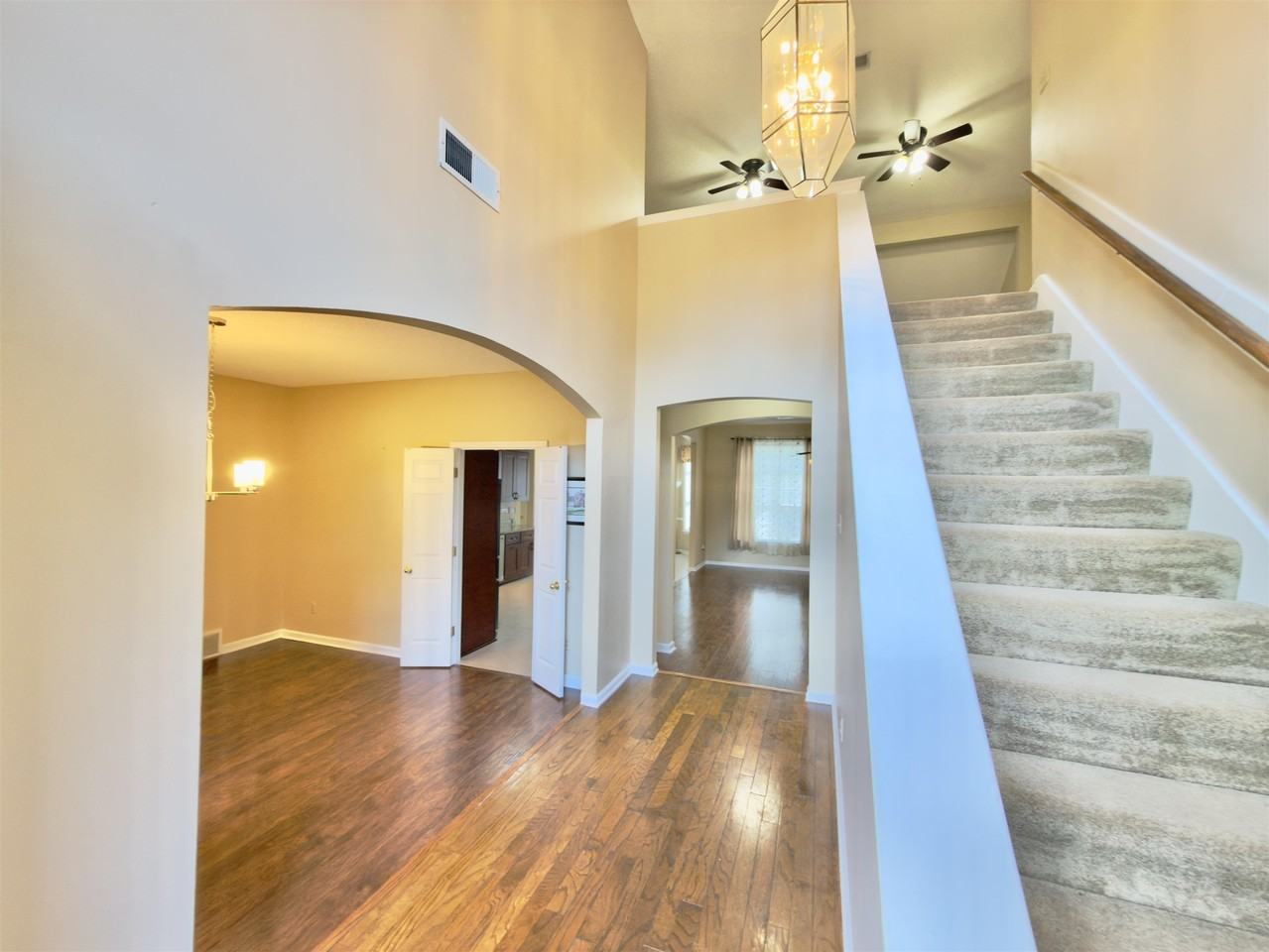 263 Bouldincrest Ave - Photo 3 of 28
