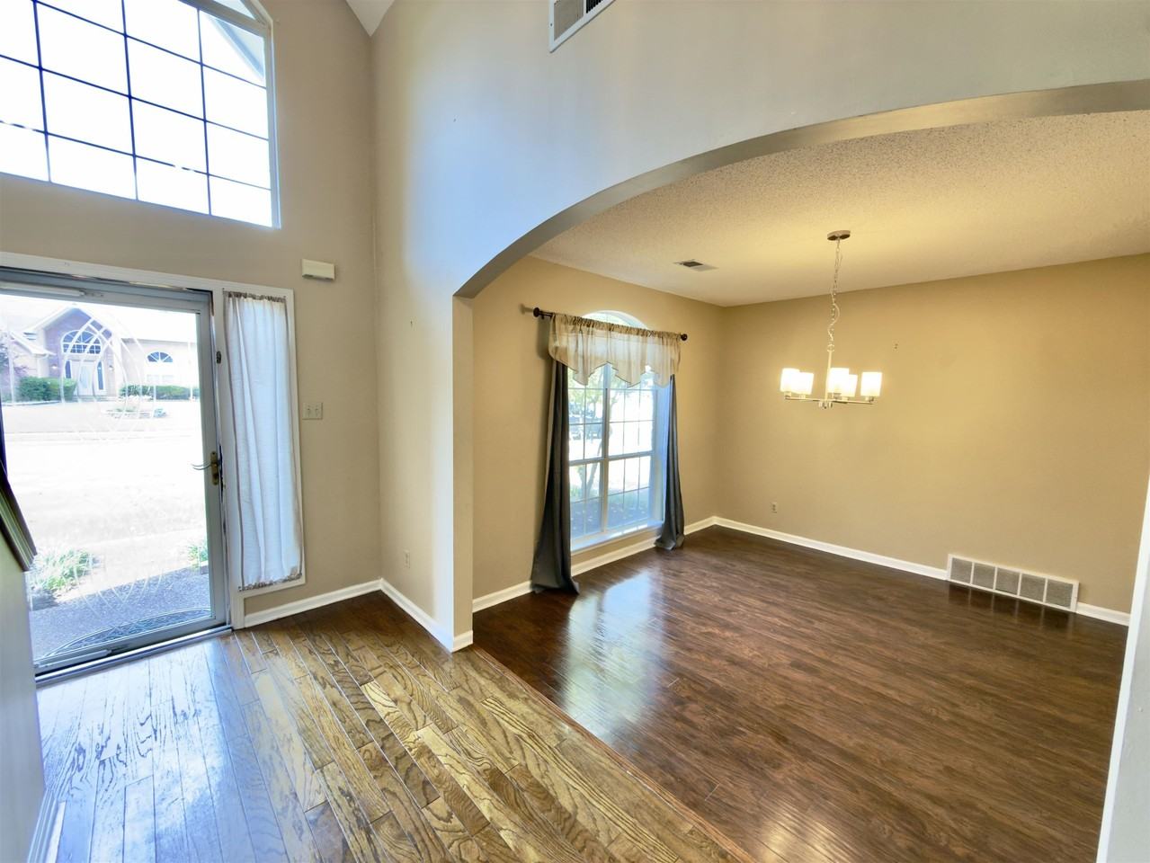 263 Bouldincrest Ave - Photo 4 of 28