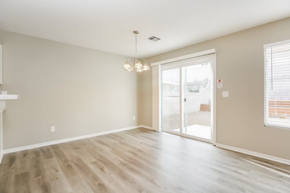 9601 Brooks Lake Ave - Photo 7 of 17