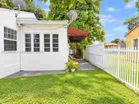 9260 Little River Blvd #B - Photo 1 of 1