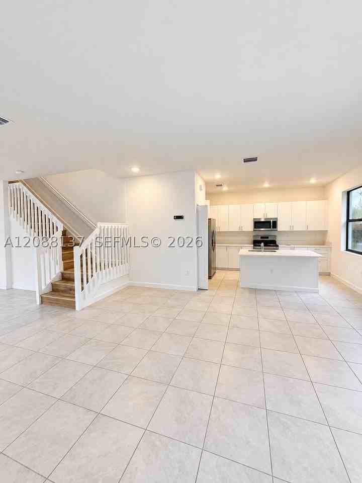 23185 Sw 117th Path #0 - Photo 4 of 22