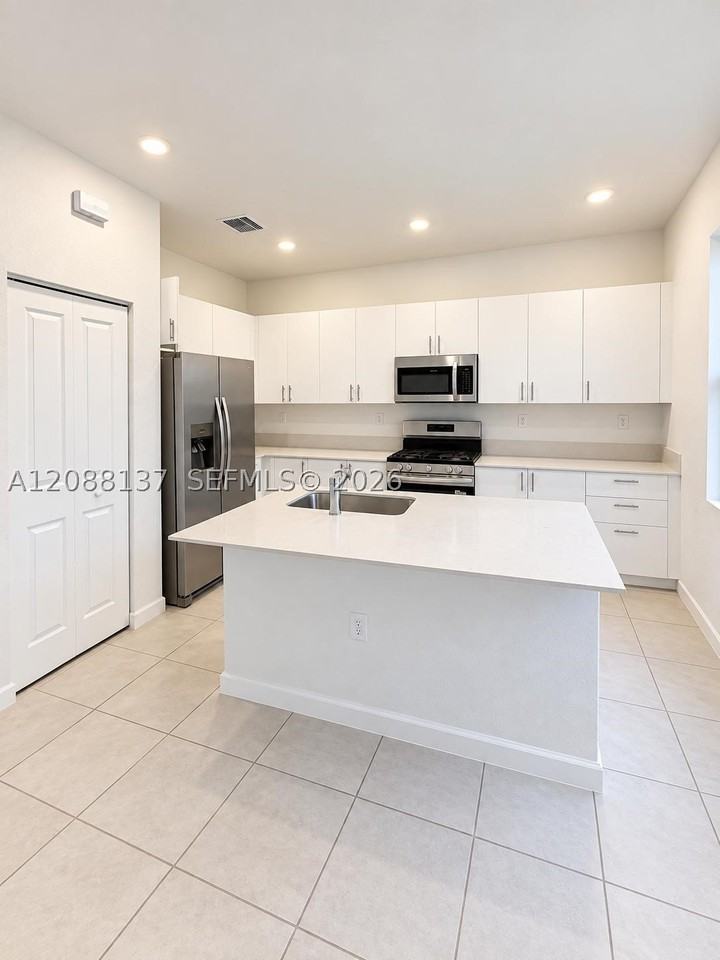 23185 Sw 117th Path #0 - Photo 5 of 22