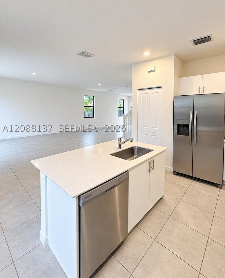 23185 Sw 117th Path #0 - Photo 7 of 22