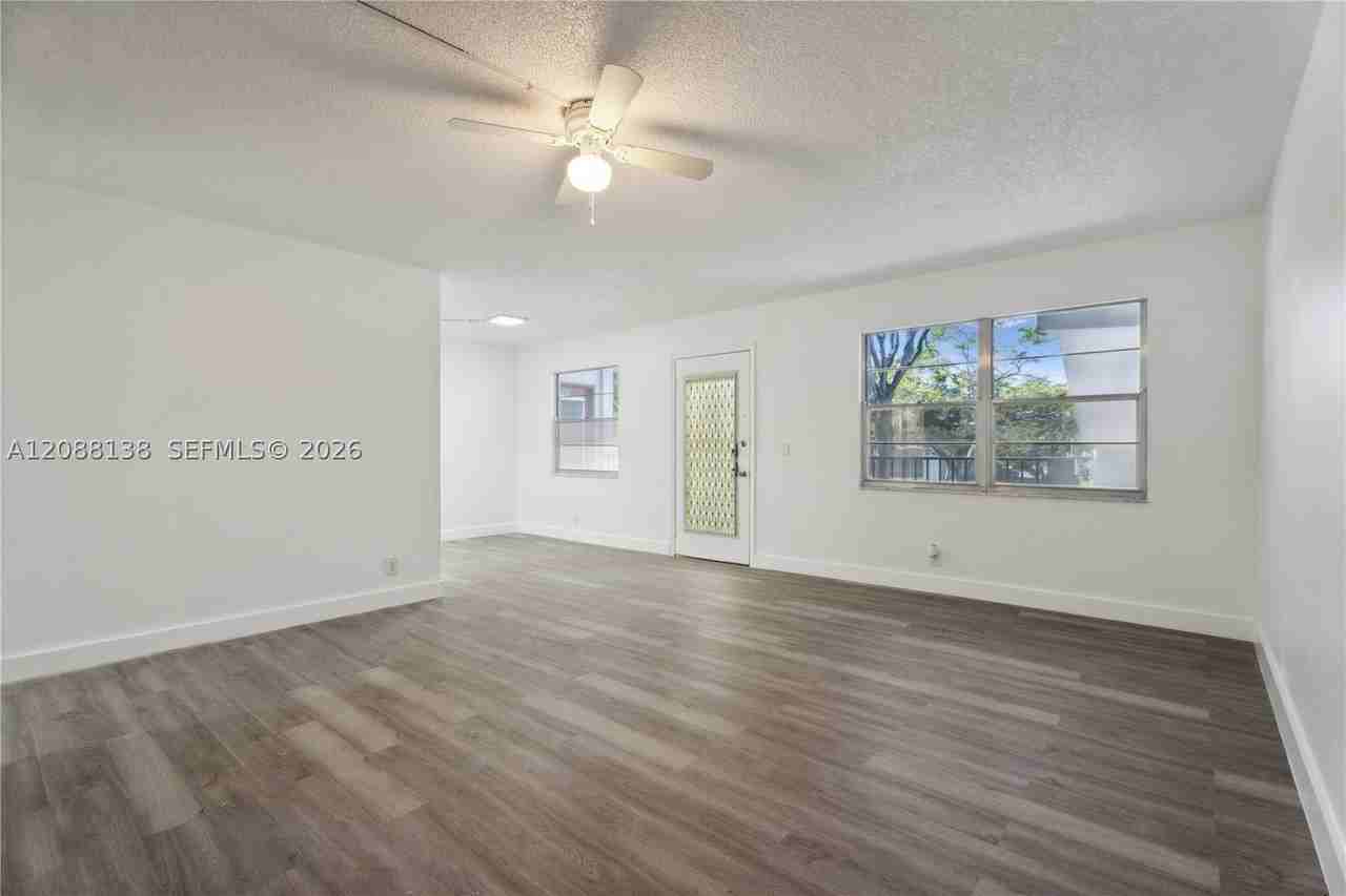 1301 Sw 134th Way #213B - Photo 4 of 13