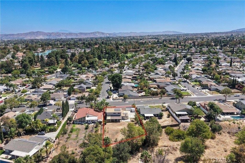 1604 Avenida Del Vis - Photo 4 of 50