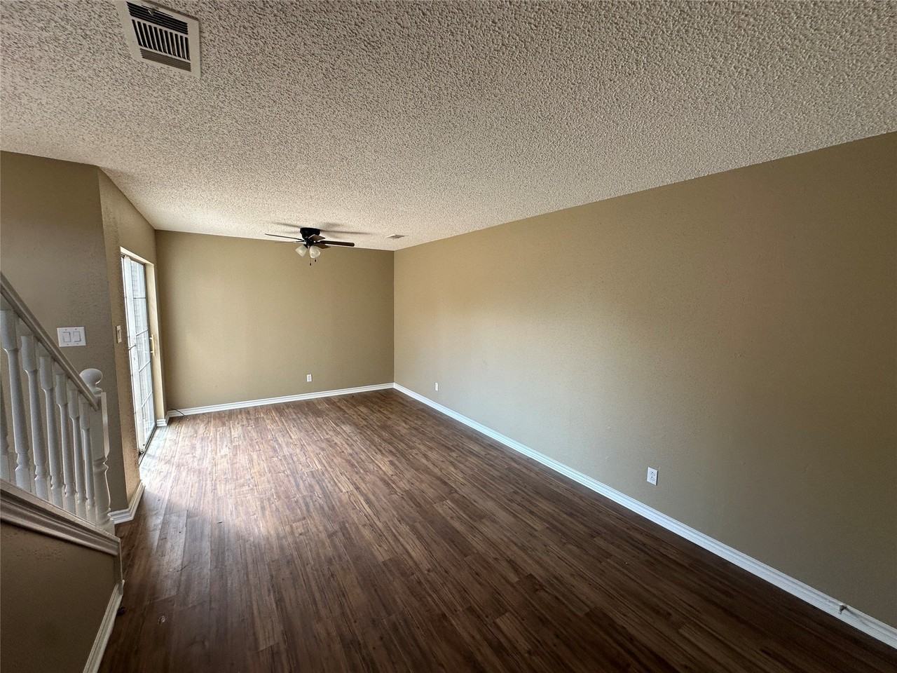 900 S Tennessee St #11 - Photo 6 of 12