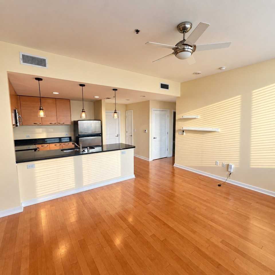 1200 Main St #602 - Photo 6 of 29