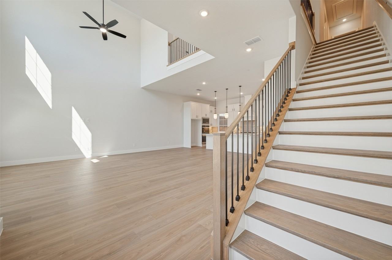 12168 Juno Springs Dr - Photo 2 of 12