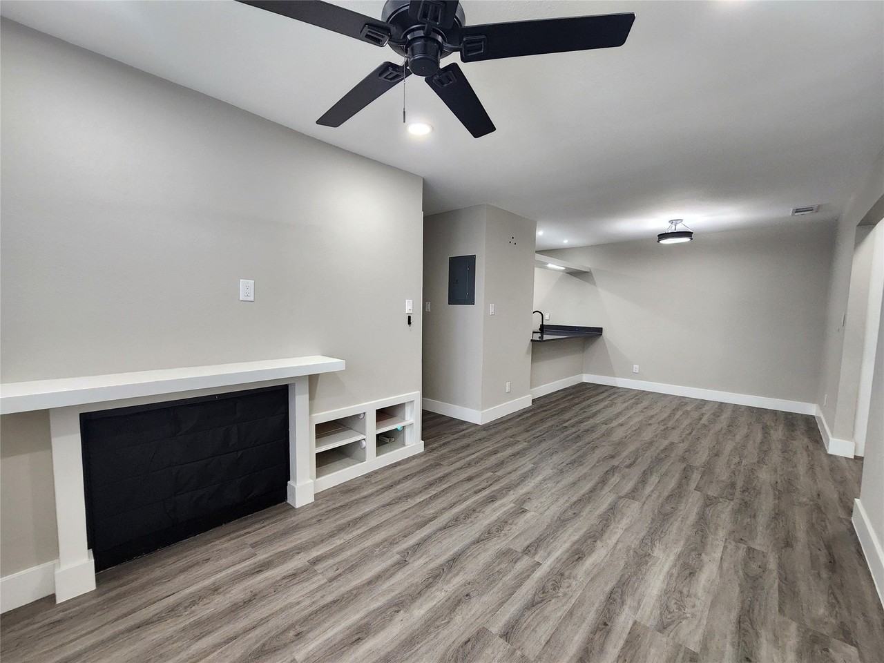 2200 E Trinity Mills Rd #201