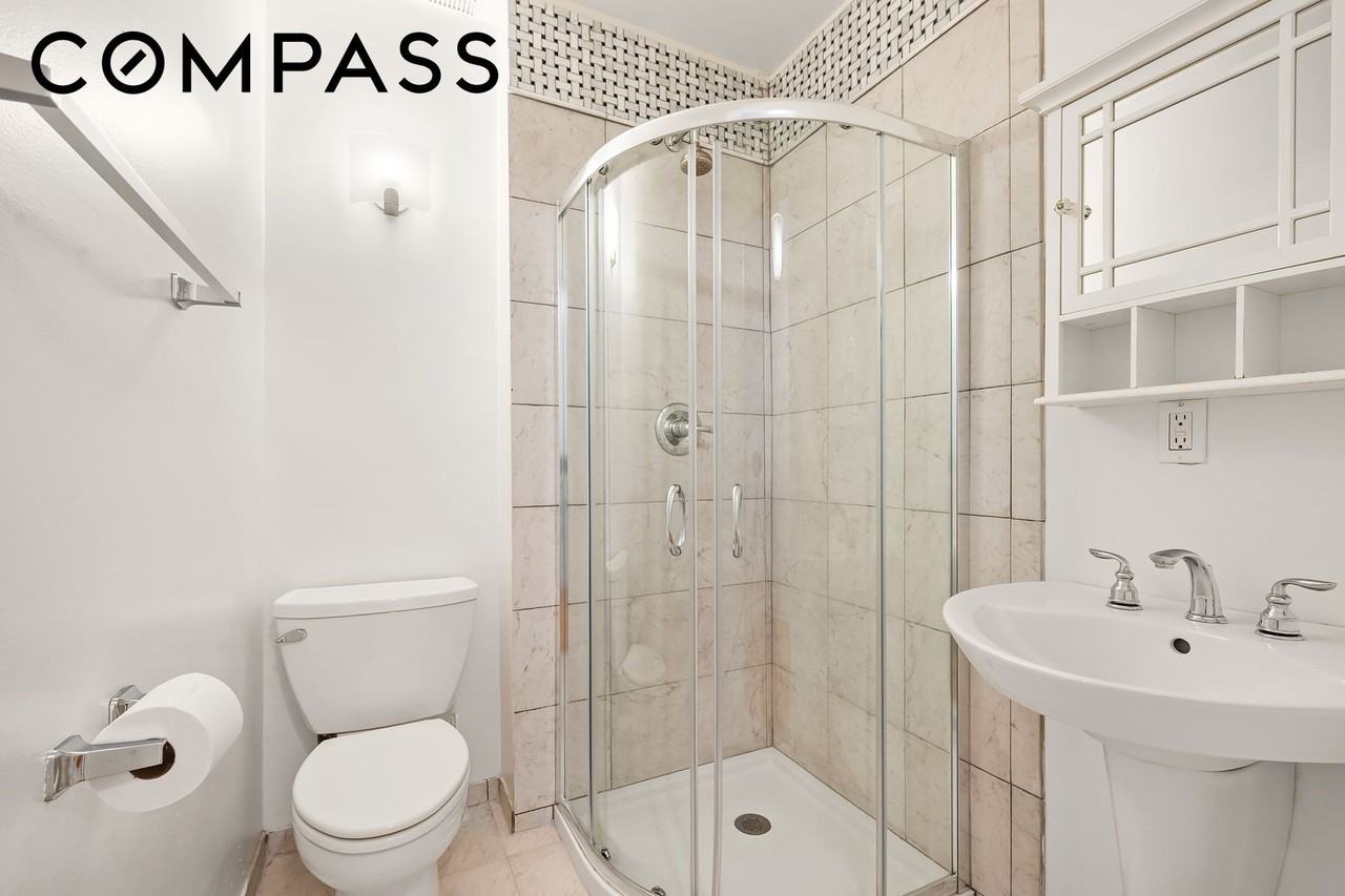 1 Minetta Ln #2 - Photo 7 of 15