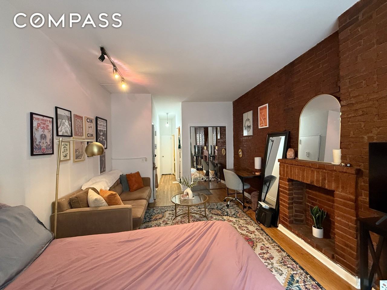 328 E 77th St #2A - Photo 2 of 5