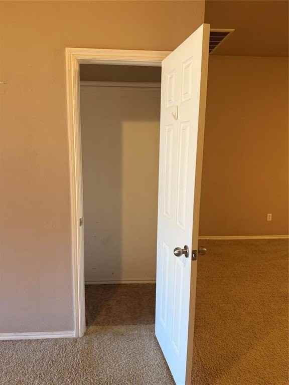 400 S Castle Ridge Ln - Photo 4 of 34