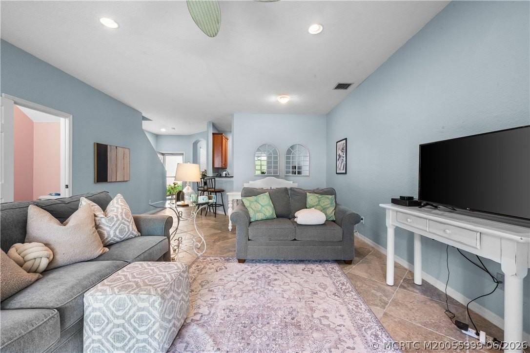 1560 Se Wilshire Pl #102 - Photo 5 of 20