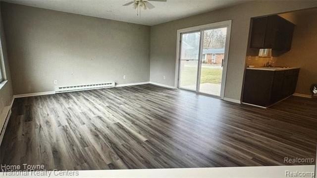 502 Henrietta St - Photo 3 of 6