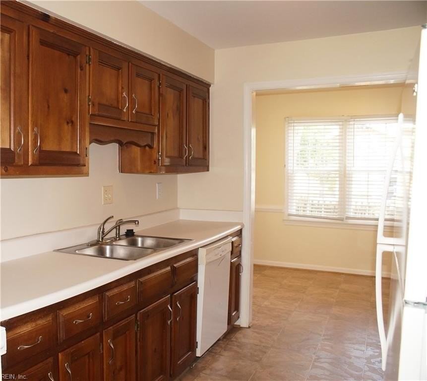 503 Mulligan Dr - Photo 6 of 25
