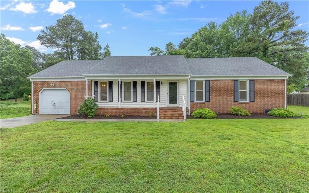 631 Luray Ter