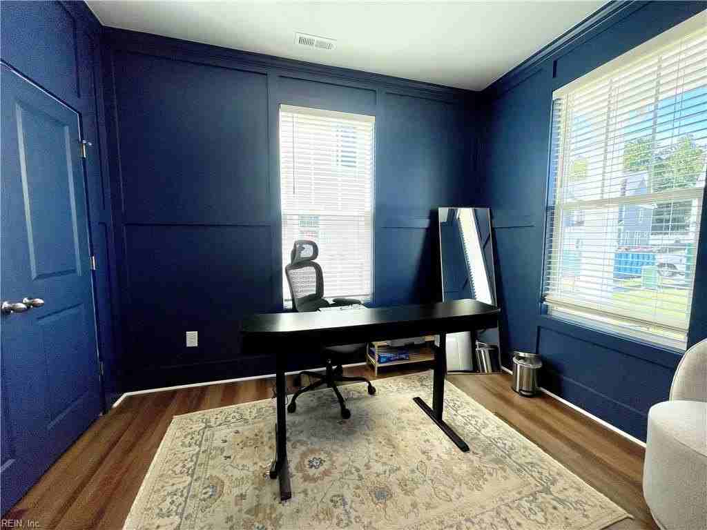 1349 Narrow Way - Photo 4 of 36