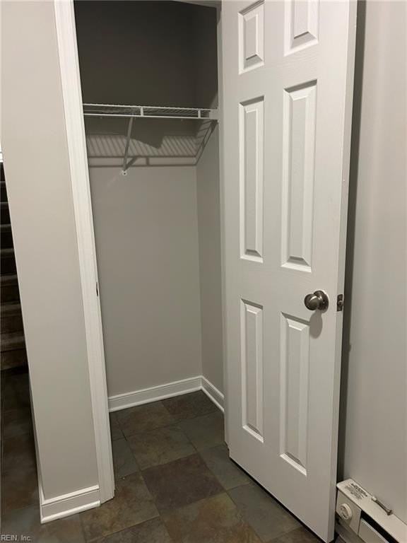 642 Claire Ln - Photo 6 of 36