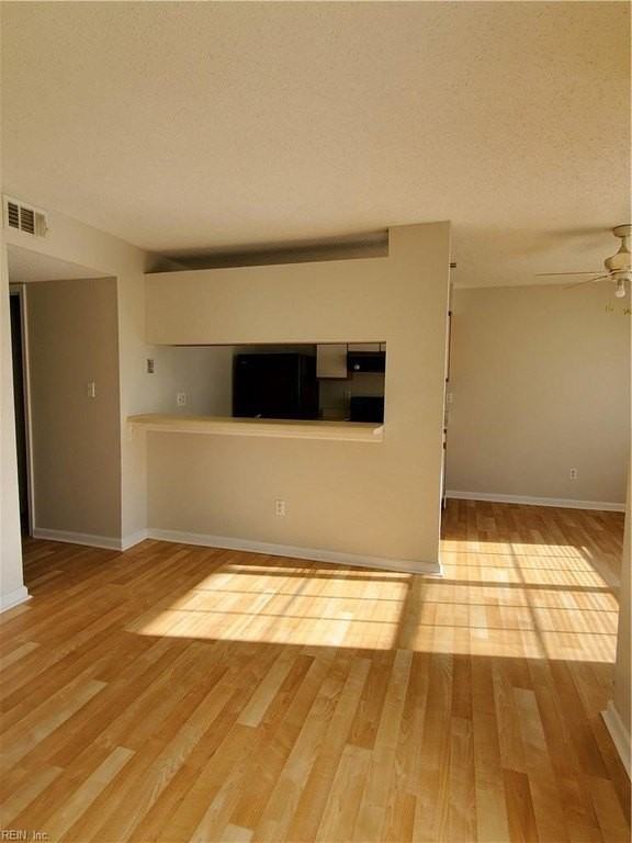 5668 Landfall Dr - Photo 6 of 16