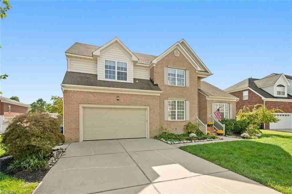 126 Hawks Nest Ln - Photo 2 of 32